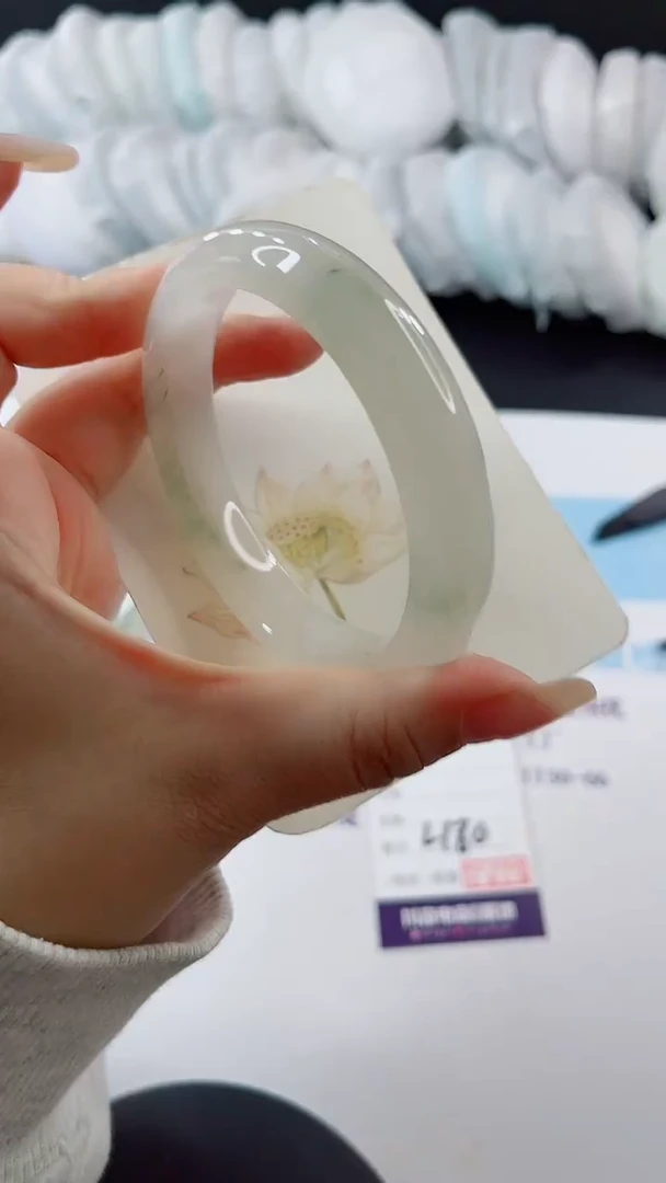 未镶嵌手镯石英质玉多样性发货L180