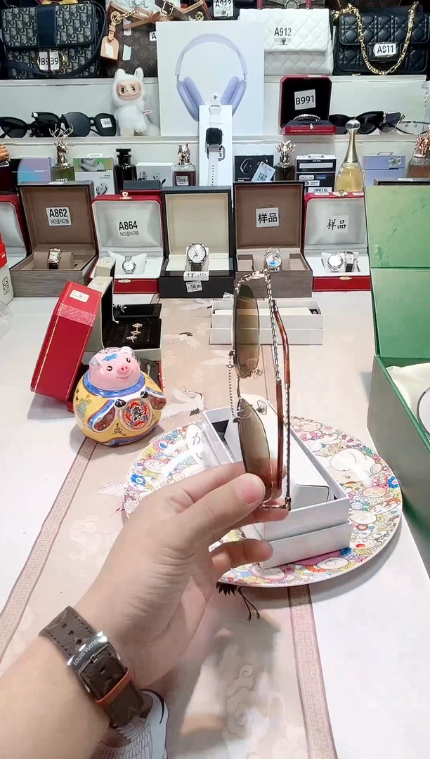 瓷片瓷器 库房到期 全部地板价@@1