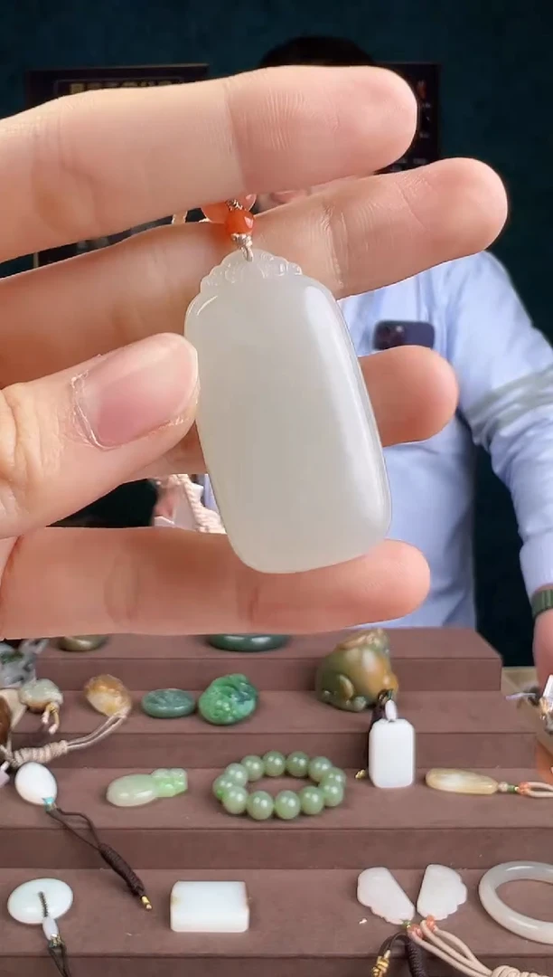 【闪购商品】和田玉颈饰未镶嵌多样性发货 拍一单发一个