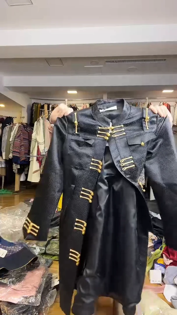 袍子外套       L码        105-115斤