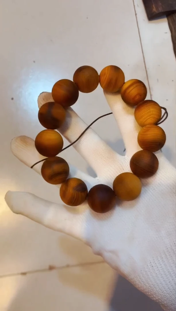 柏木（崖柏）雷毛圆1.8单条北太行崖柏手把件手串