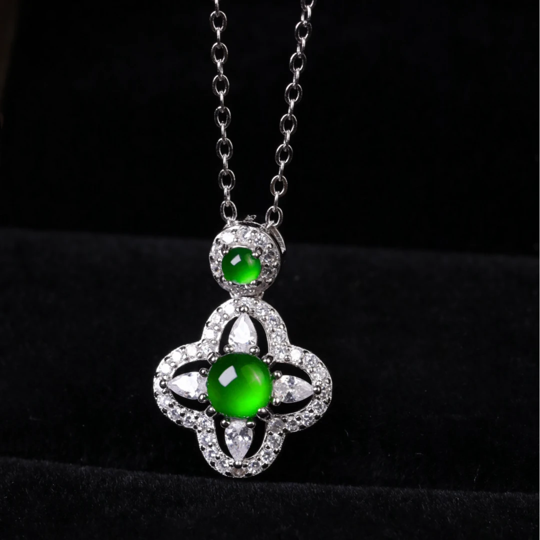天然A货翡翠高冰种阳绿色颈饰S925银镶嵌花朵吊坠
