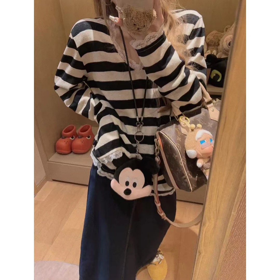 蕾丝拼接v领长袖条纹上衣 60296