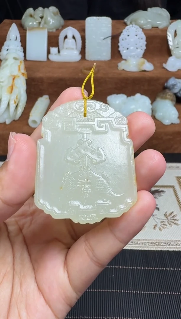 颈饰未镶嵌和田玉1