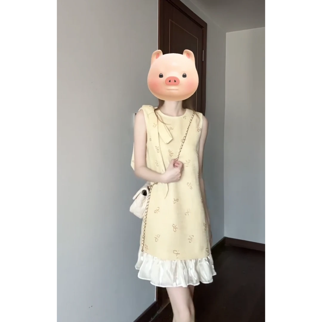 富家千金蝴蝶结碎花奶黄色无袖背心连衣裙女2025夏季小个子短裙子