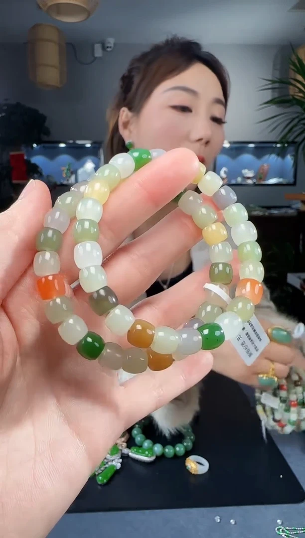 【闪购商品】未镶嵌和田玉手链多样性发货拍一发一