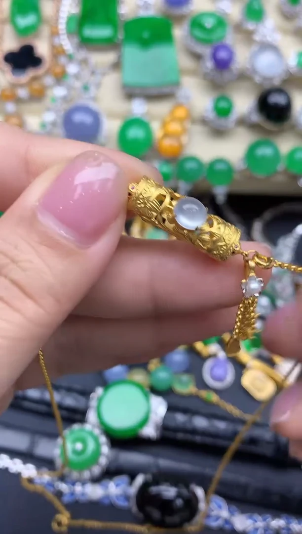 【闪购商品】翡翠手串18K金镶嵌678-中国好珍宝