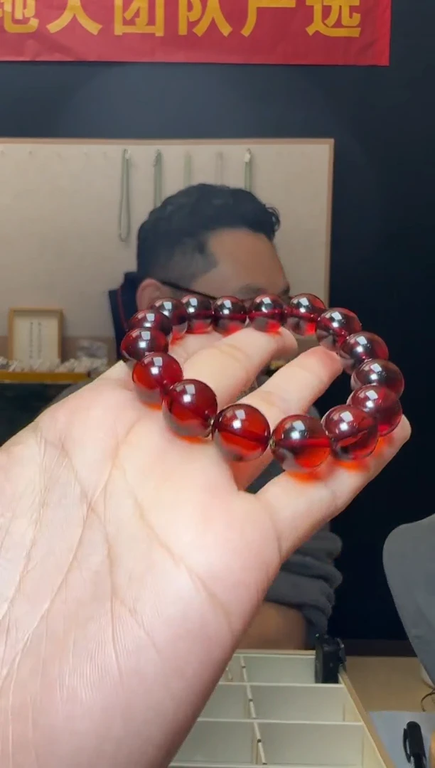 【闪购商品】琥珀手链未镶嵌13mm血珀圆珠单圈