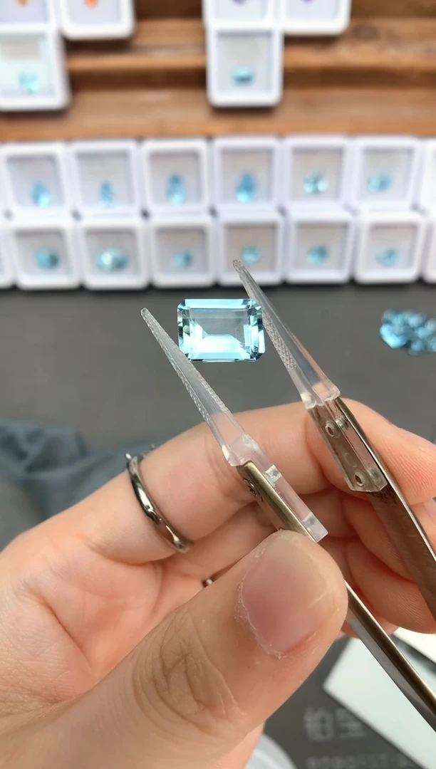 未镶嵌裸石定制海蓝宝石4.23ct 圣玛 03091