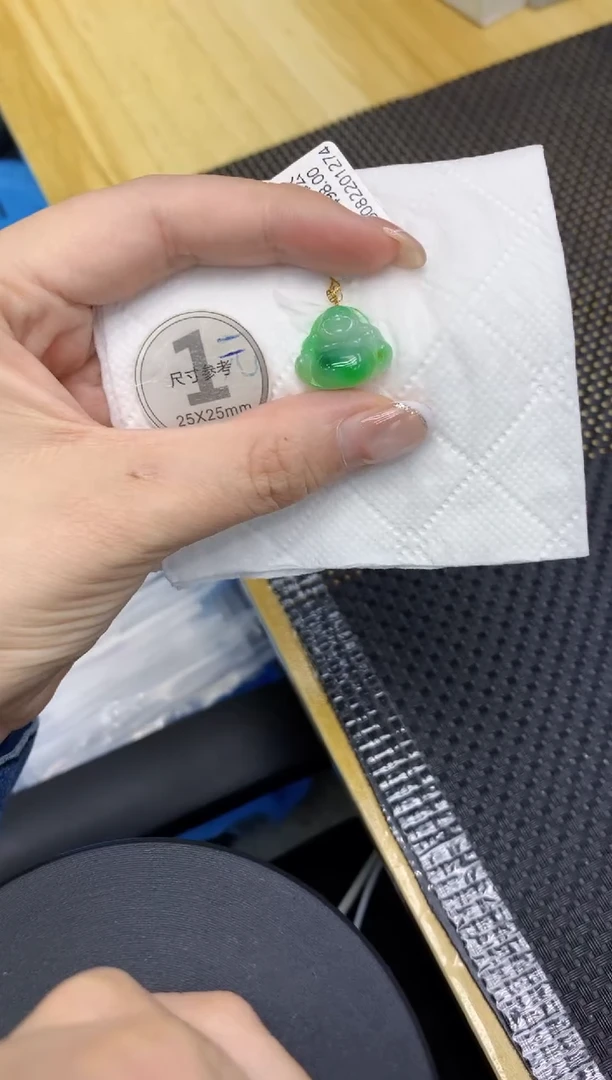 颈饰18K金镶嵌翡翠1111111