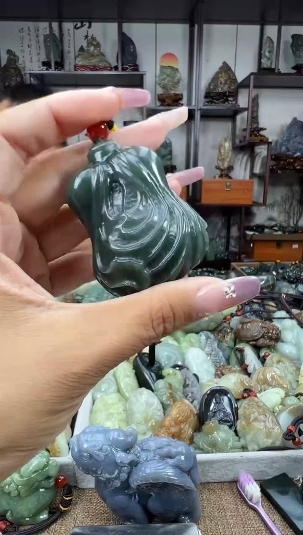 未镶嵌和田玉把件1