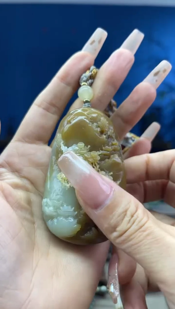 和田玉未镶嵌颈饰1