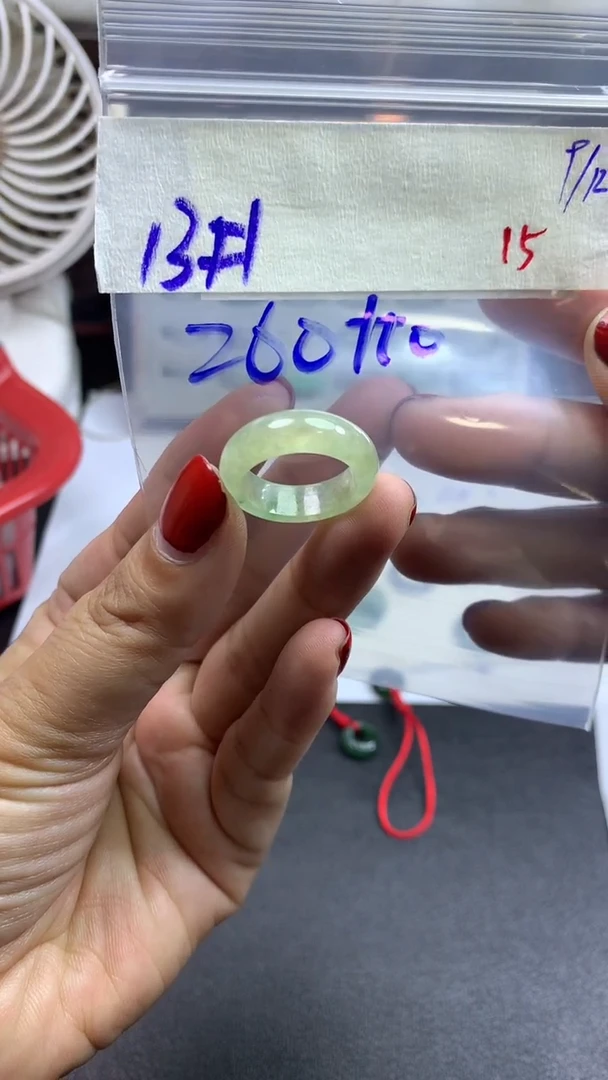 未镶嵌定制翡翠毛货需精细抛光拍一发一