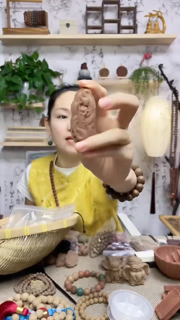 泥塑菊珀安神仙子