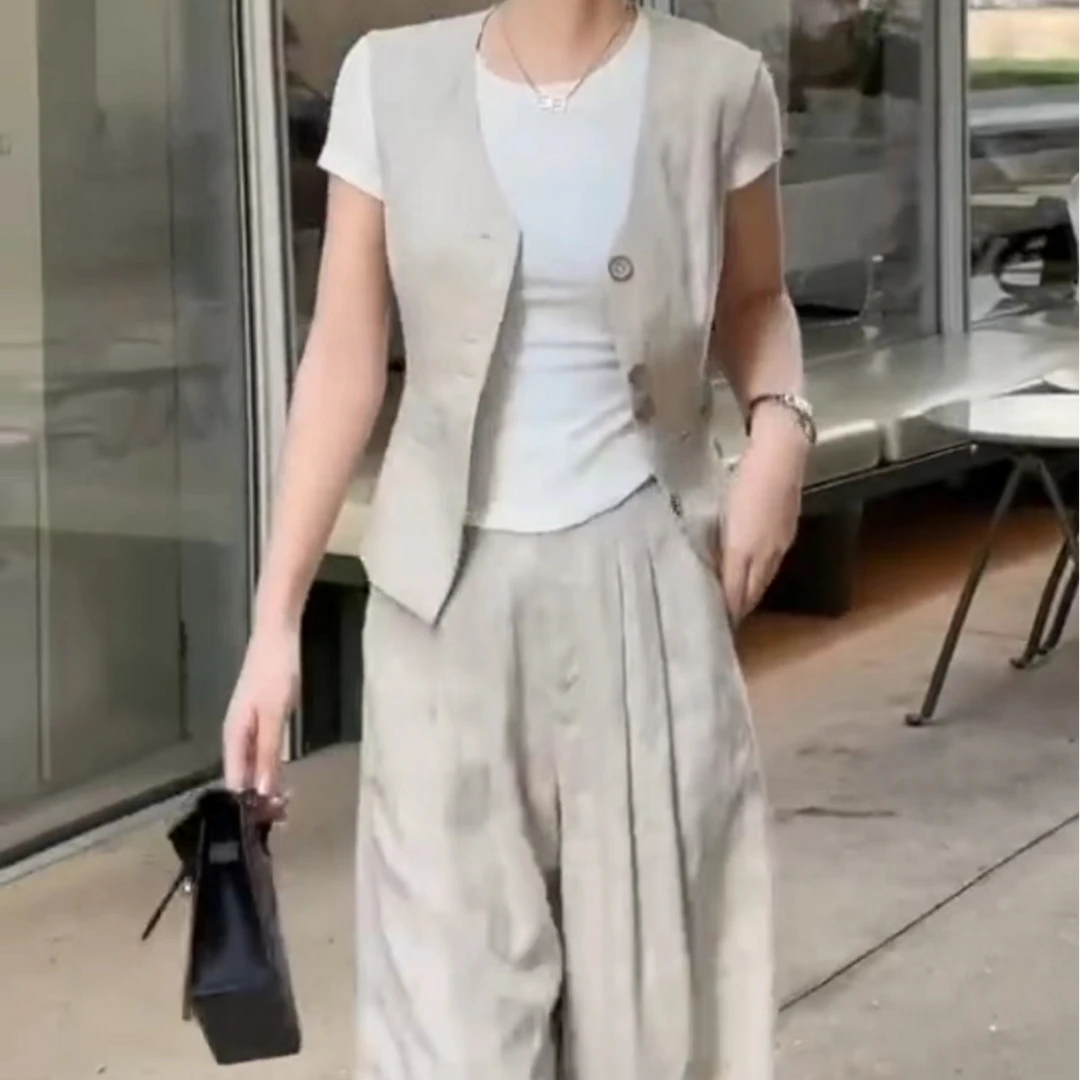 新款盐系显瘦气质洋气百搭马甲减龄休闲时尚阔腿长裤女装T1558
