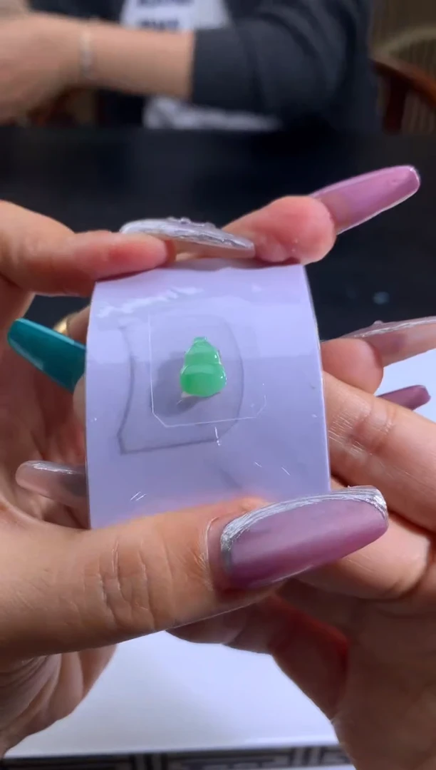 未镶嵌定制翡翠曦*翡翠