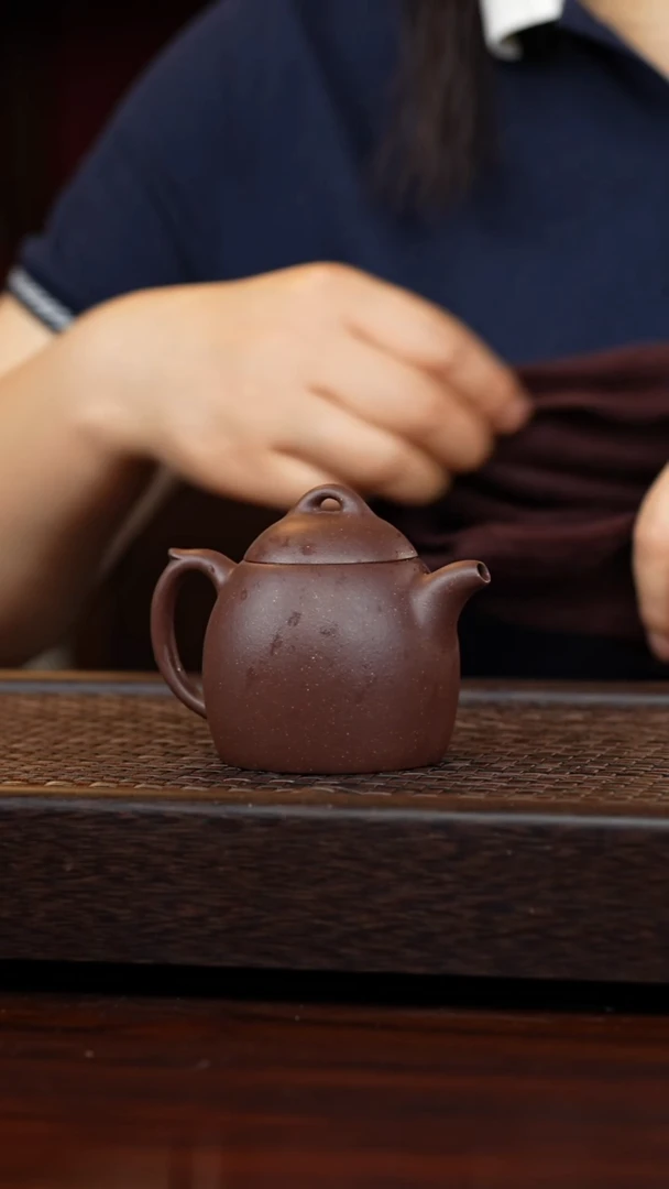 63号，丹壶溢香紫砂壶180毫升