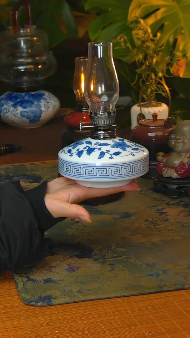 【闪购商品】景德镇陶瓷手工灯摆件