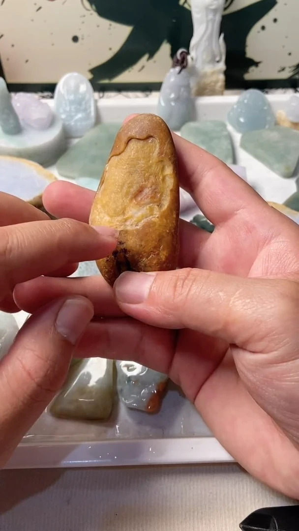 配石翡翠翡翠边角料未加工4