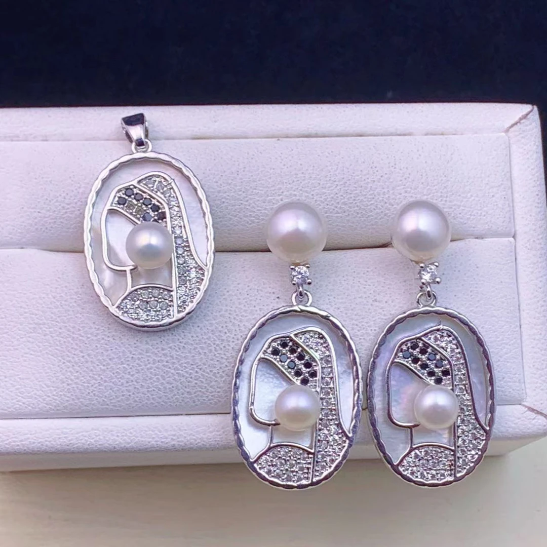 戴着珍珠的少女，一套金银备注