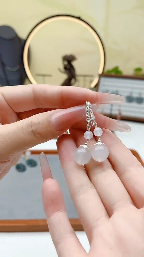 未镶嵌耳饰玛瑙/玉髓925白色2颗