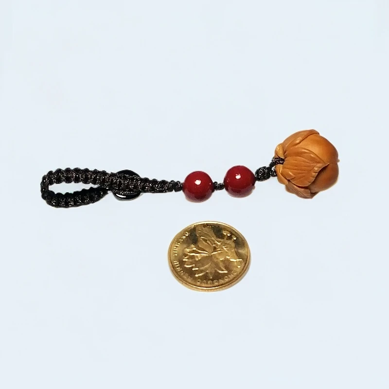 【事事如意】手工龙纹桃核雕刻钥匙扣手机挂件