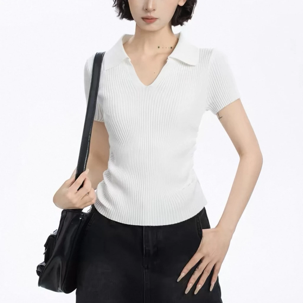 《猪猪出品》修身型短袖美式V领修身女T恤白色工装风欧美风-510