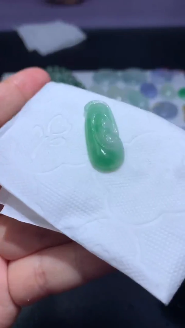 未镶嵌定制翡翠毛货