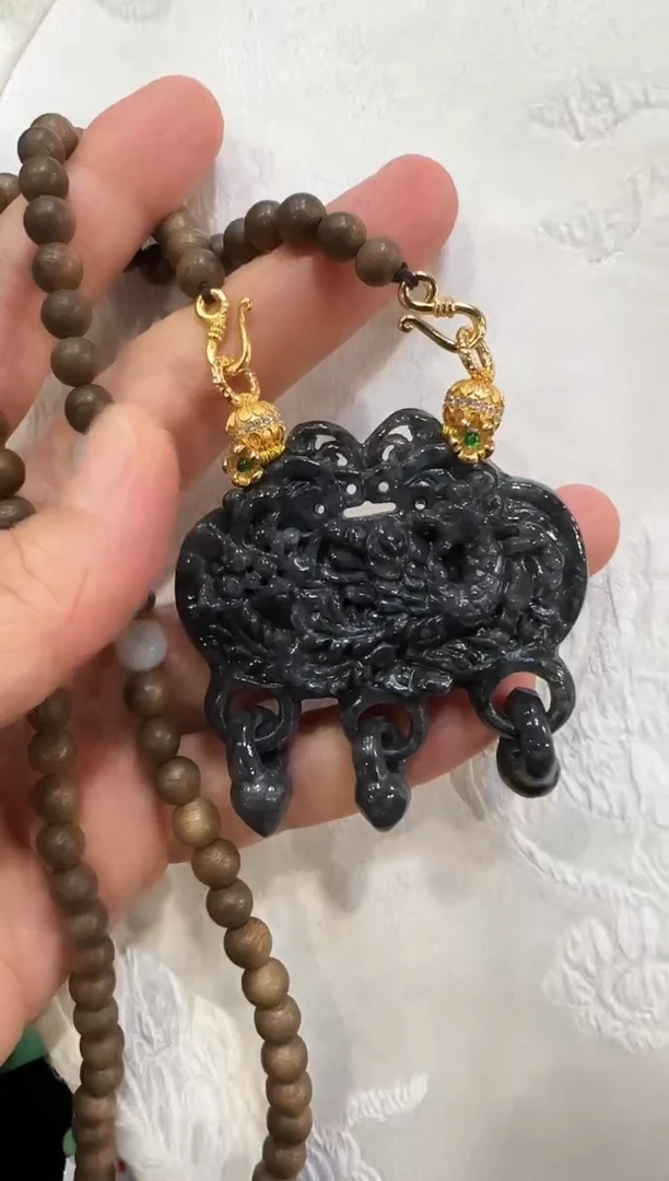 颈饰未镶嵌翡翠国风