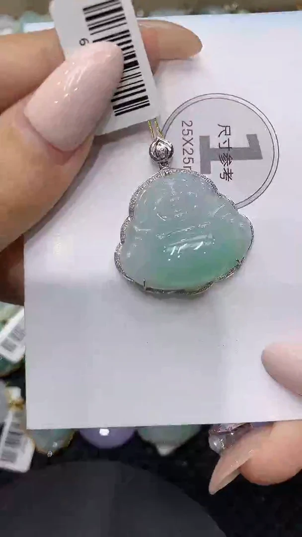 颈饰18K金镶嵌翡翠111111111111