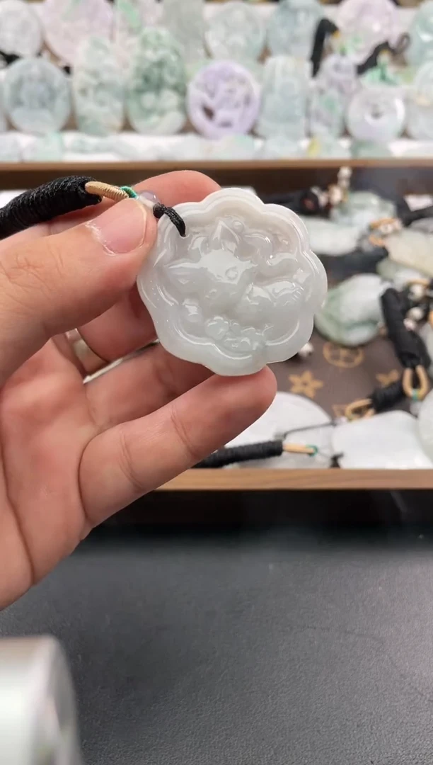 颈饰未镶嵌翡翠25/12/16/.37