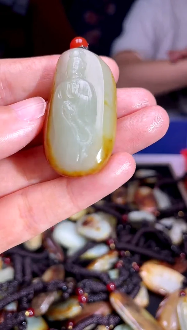 和田玉未镶嵌挂件1