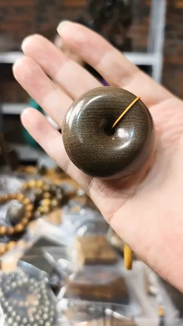 【闪购商品】金丝楠平安扣手把件