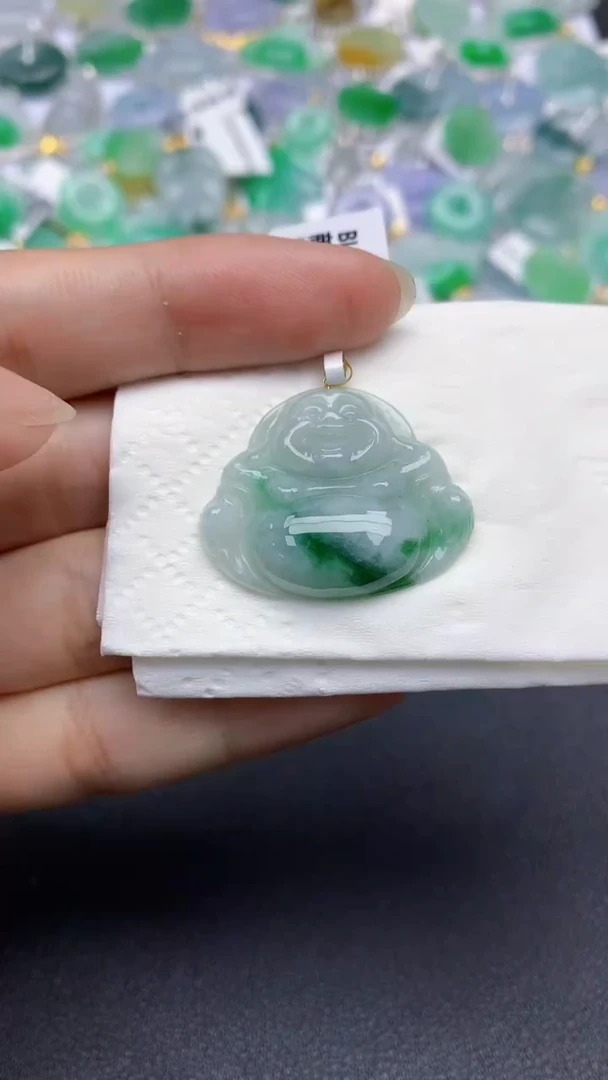 翡翠未镶嵌颈饰天然缅甸a货翡翠