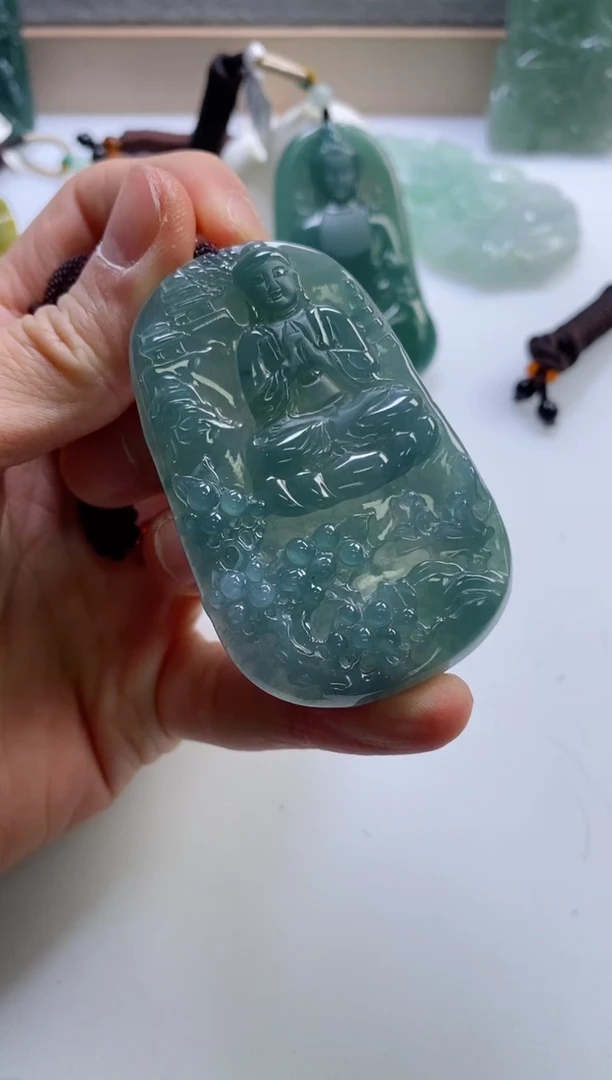 【闪购商品】翡翠挂件未镶嵌