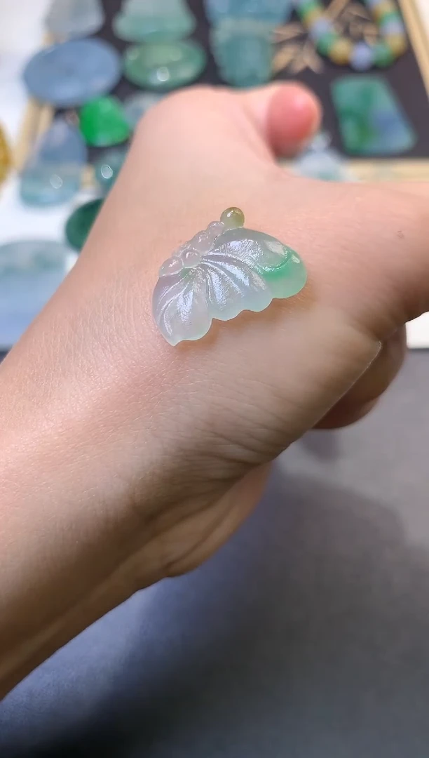 未镶嵌定制翡翠毛货