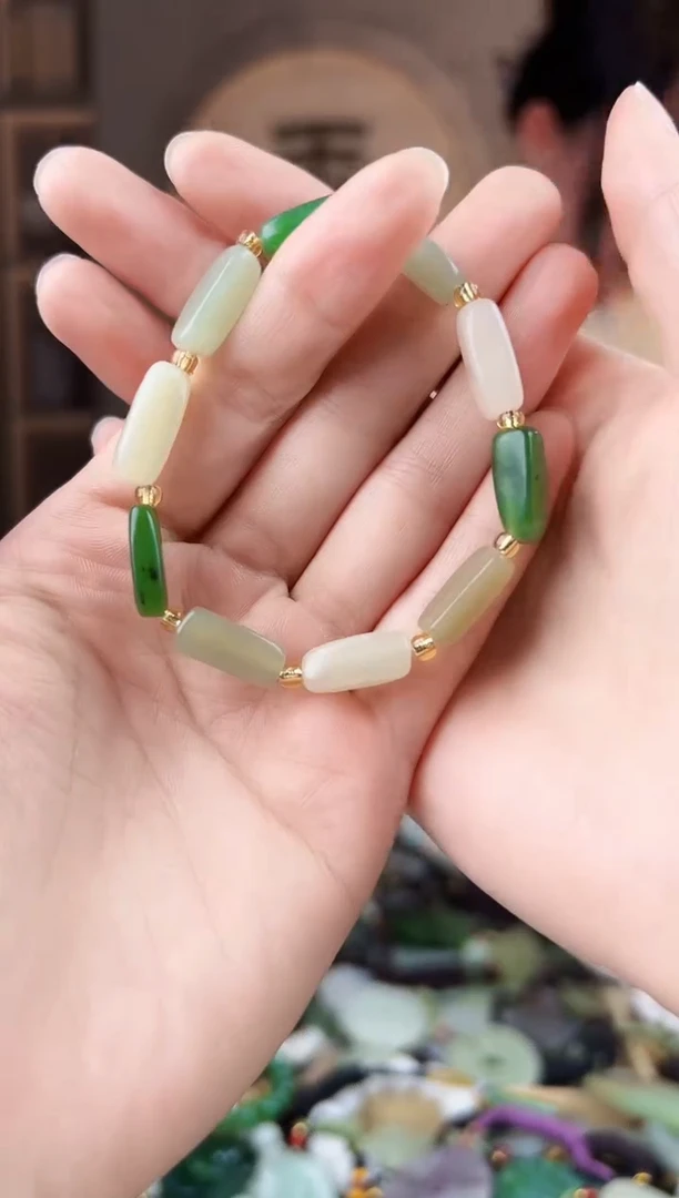 颈饰未镶嵌和田玉拍一发一，多样性发货