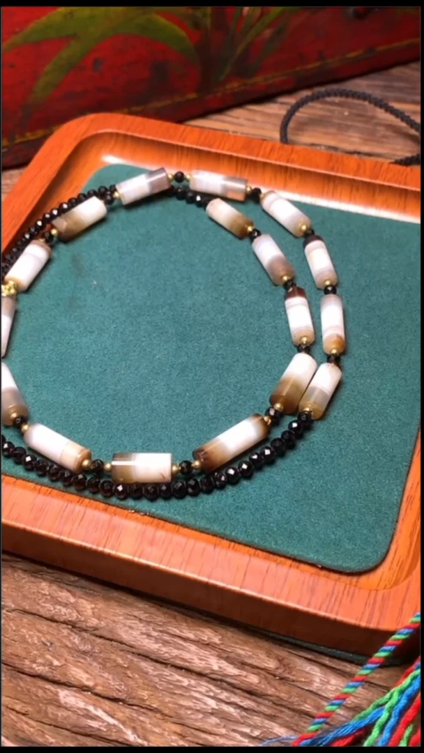 玛瑙/玉髓串未镶嵌千年珠子大开门