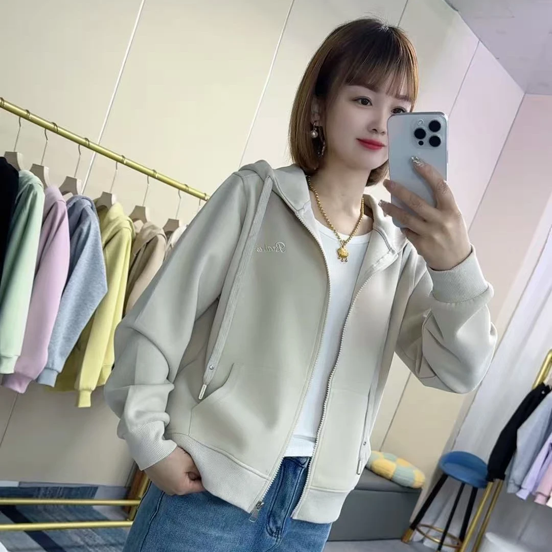 9008正肩（加绒/不加绒）连帽休闲外套短款卫衣拉链开衫刺绣秋冬女