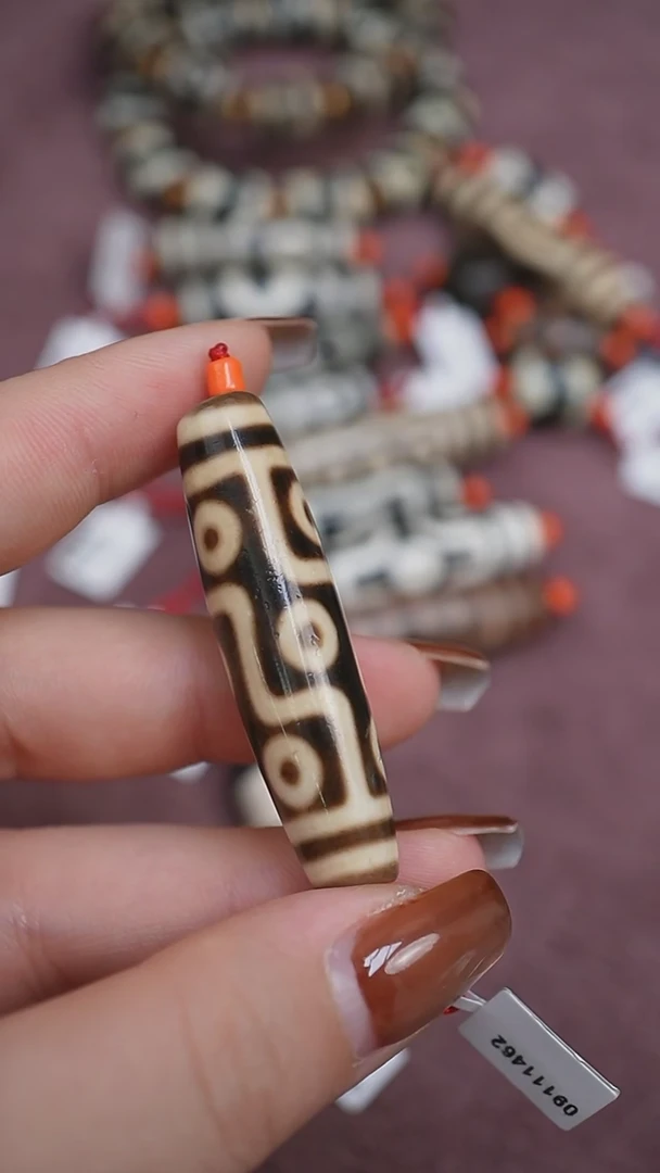 【闪购商品】玛瑙/玉髓颈饰未镶嵌蚀花玛瑙珠定制编绳