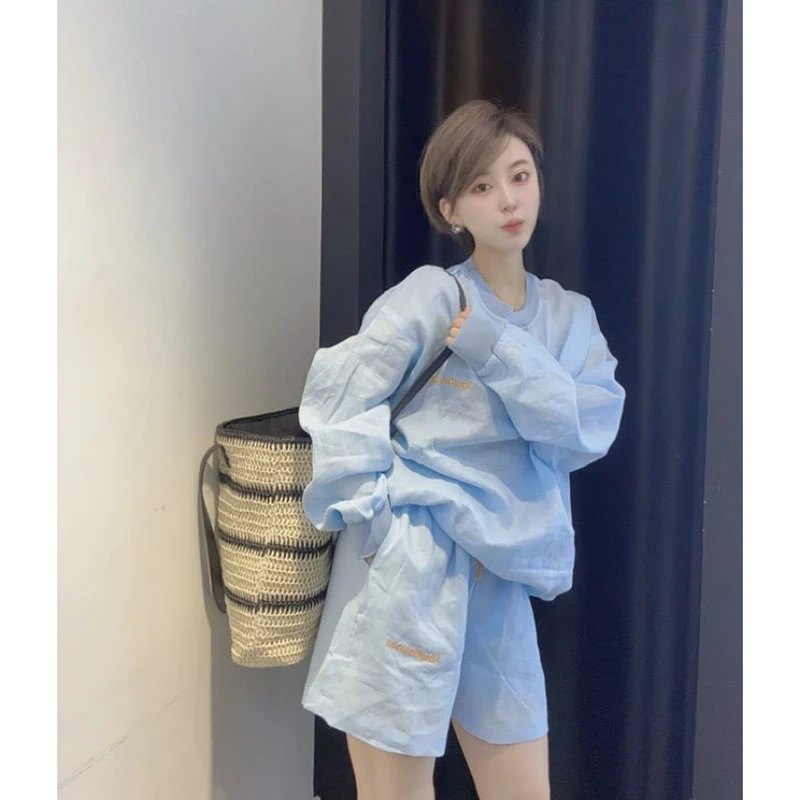 欧货2025春秋新款时尚洋气简约百搭显瘦纯色宽松上衣阔腿短裤套装