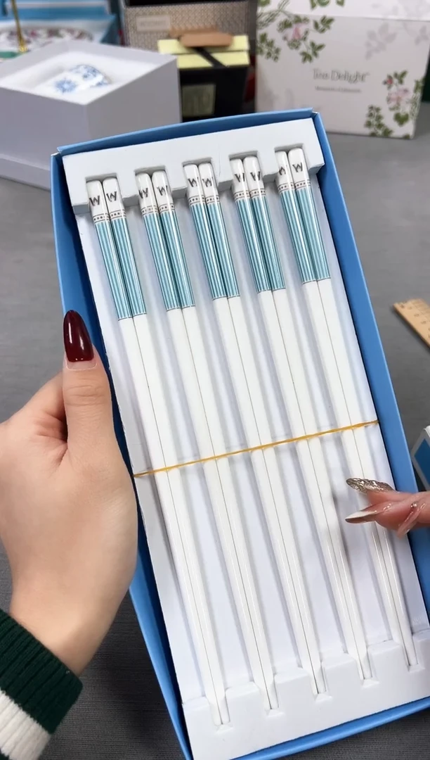 【闪购商品】瓷片新号开播全部福利