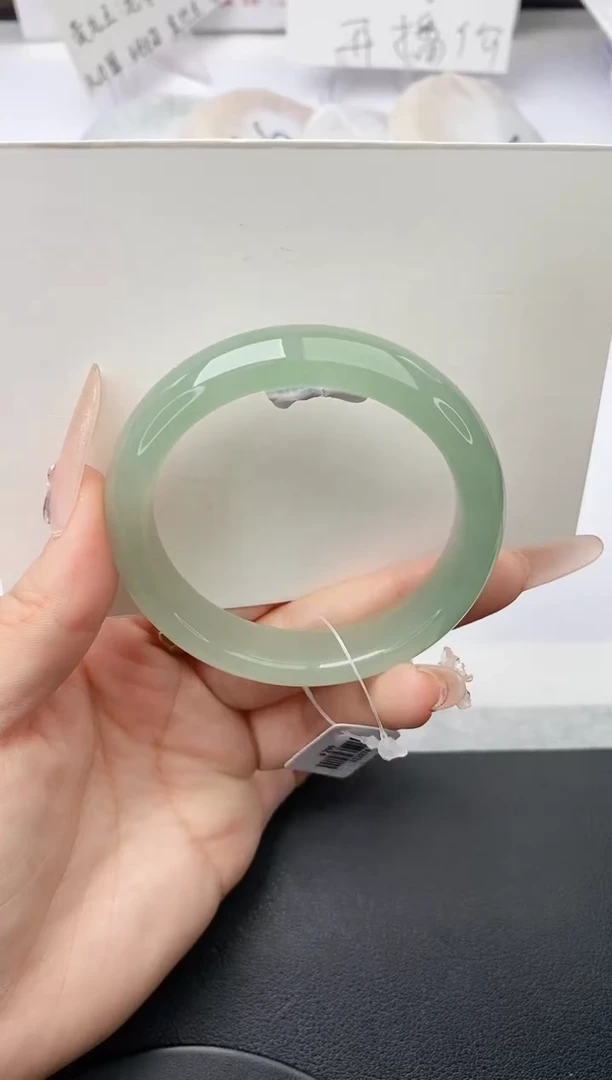 未镶嵌手镯石英质玉w27-DB多样性发货52+