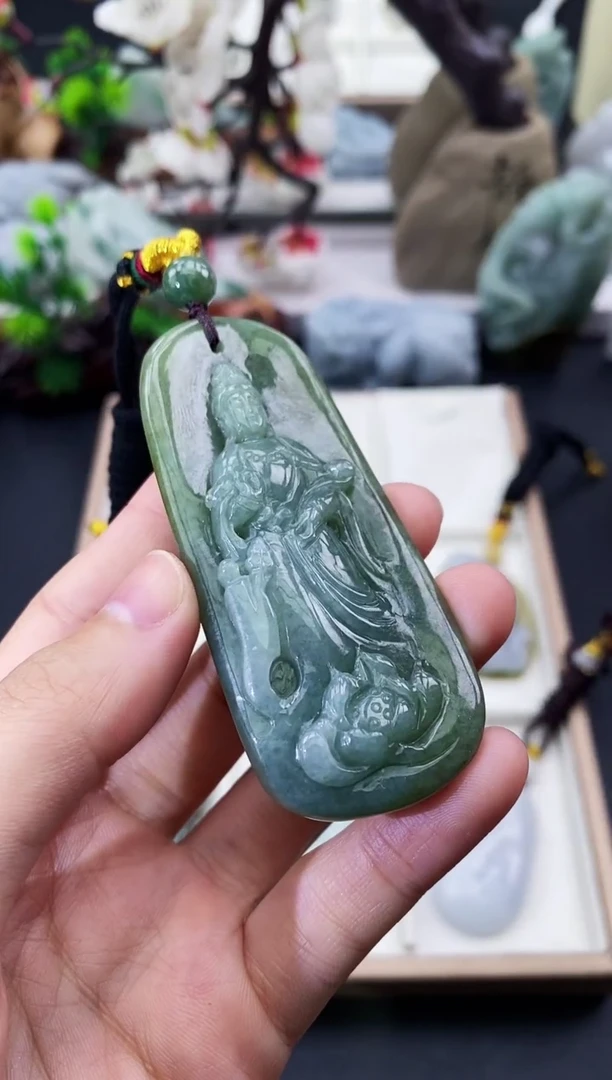 颈饰未镶嵌翡翠天然缅甸A货翡翠