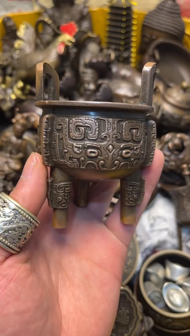 精美铜器，点击下单