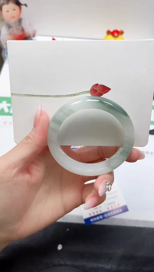 【闪购商品】石英质玉手镯未镶嵌235-54