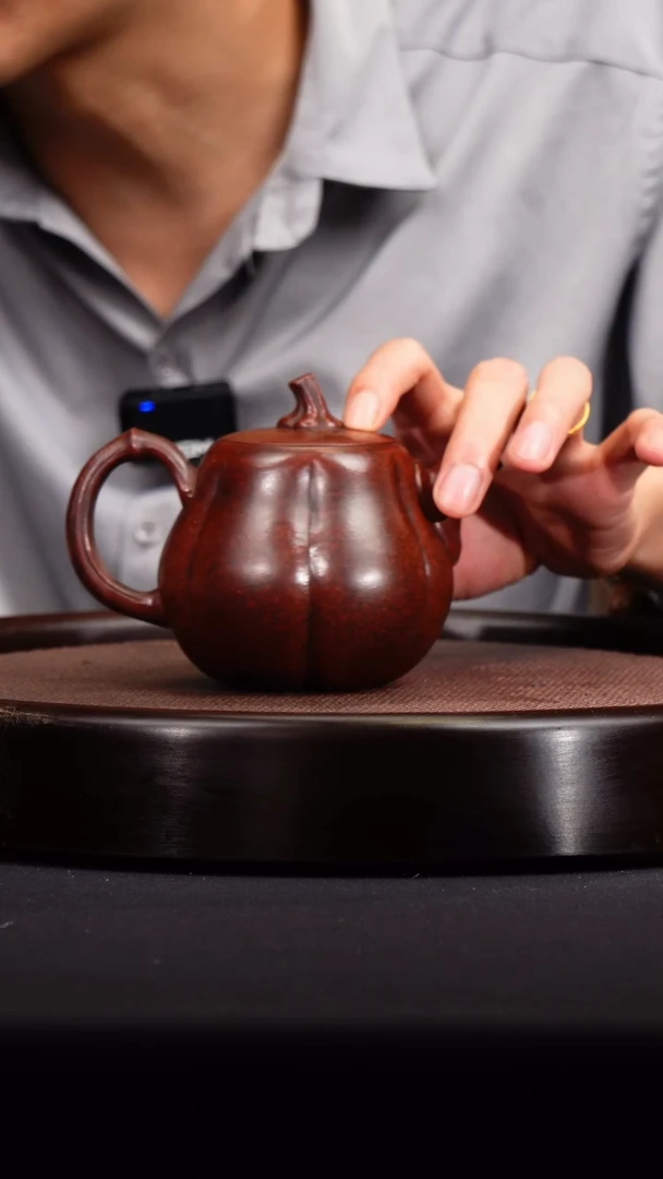 茶壶紫砂茄瓜