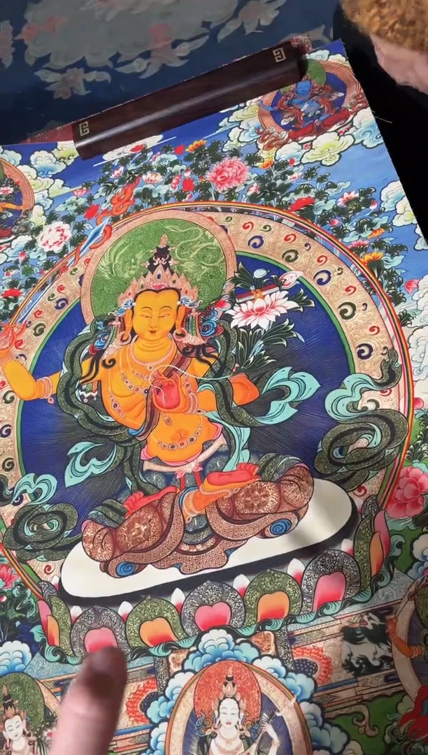 卷轴画龙妹的唐卡tk16