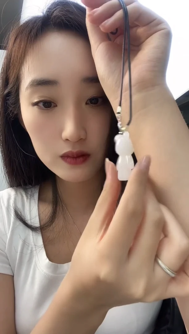 石英质玉未镶嵌颈饰天然珠宝多样性发其一