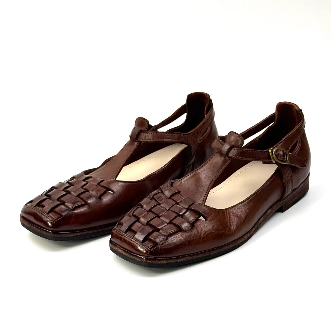 光面新款圆头编织低跟低帮包头罗马鞋一字带平底春夏复古休闲A918